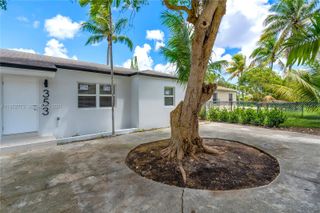 351 NE 82nd St 1, Miami, FL 33138