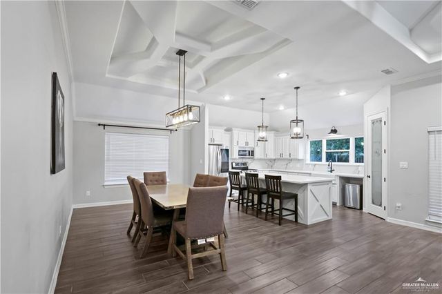 1909 & 1907 Water Willow Drive, Weslaco, TX 78596