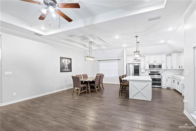 1909 & 1907 Water Willow Drive, Weslaco, TX 78596
