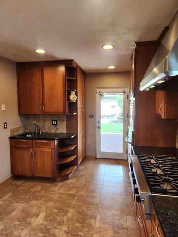 520 Tulane Drive SE, Albuquerque, NM 87106