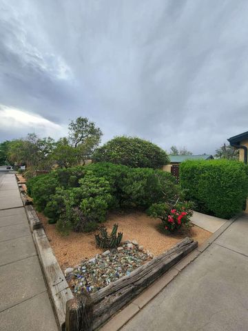 520 Tulane Drive SE, Albuquerque, NM 87106