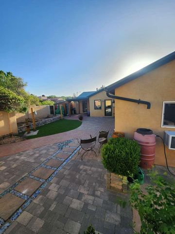 520 Tulane Drive SE, Albuquerque, NM 87106