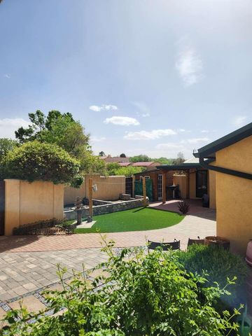 520 Tulane Drive SE, Albuquerque, NM 87106