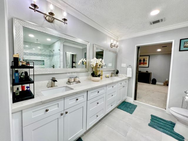 1402 Norwood Street, Deer Park, TX 77536