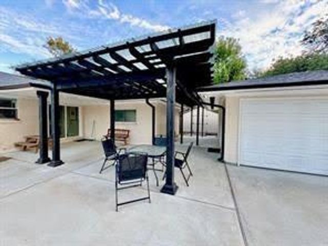1402 Norwood Street, Deer Park, TX 77536