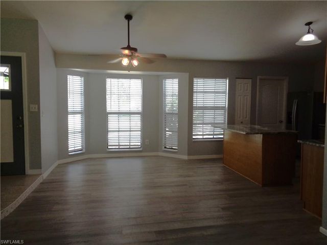 2122 NE 4th ST, Cape Coral, FL 33909
