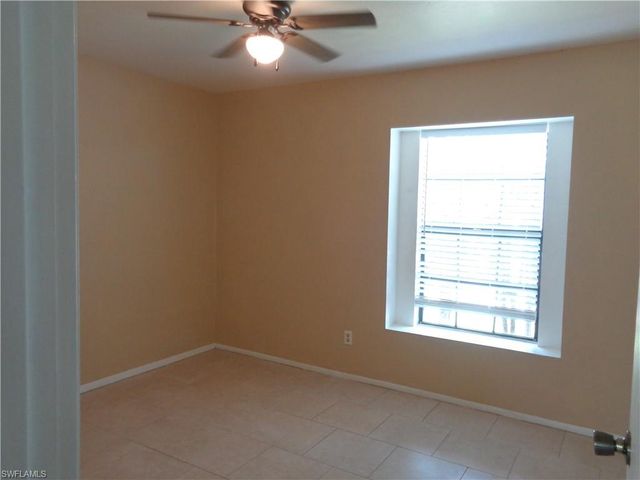 2122 NE 4th ST, Cape Coral, FL 33909
