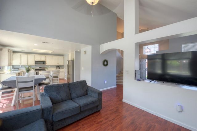 5216 Pasatiempo Dr, Salida, CA 95368