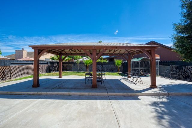 5216 Pasatiempo Dr, Salida, CA 95368