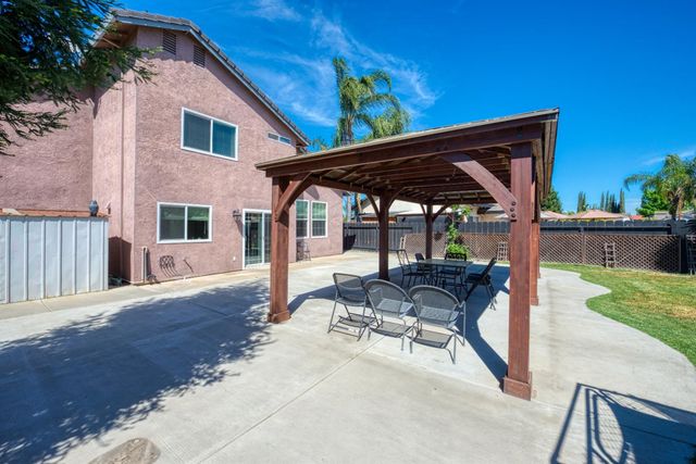 5216 Pasatiempo Dr, Salida, CA 95368