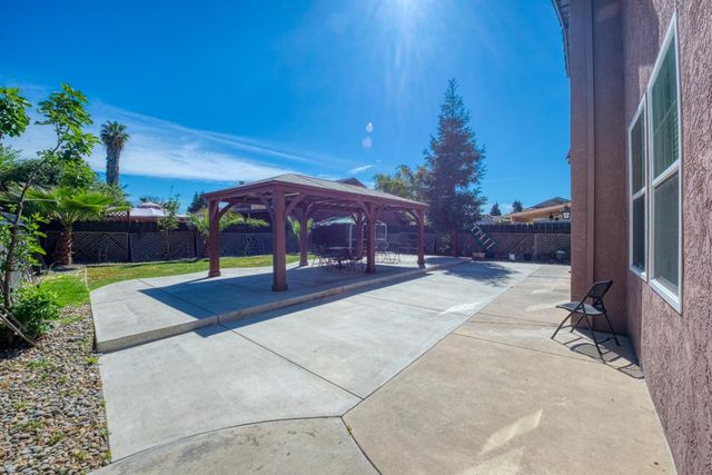 5216 Pasatiempo Dr, Salida, CA 95368