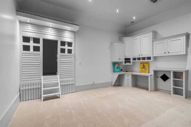 9 Victory Lane, Double Oak, TX 75077