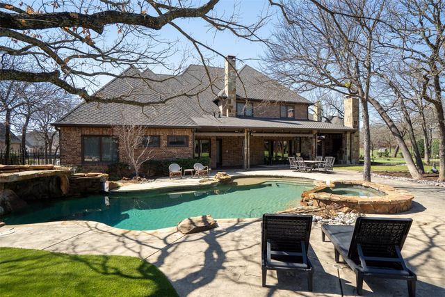 9 Victory Lane, Double Oak, TX 75077