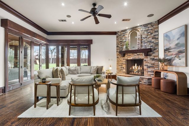 9 Victory Lane, Double Oak, TX 75077