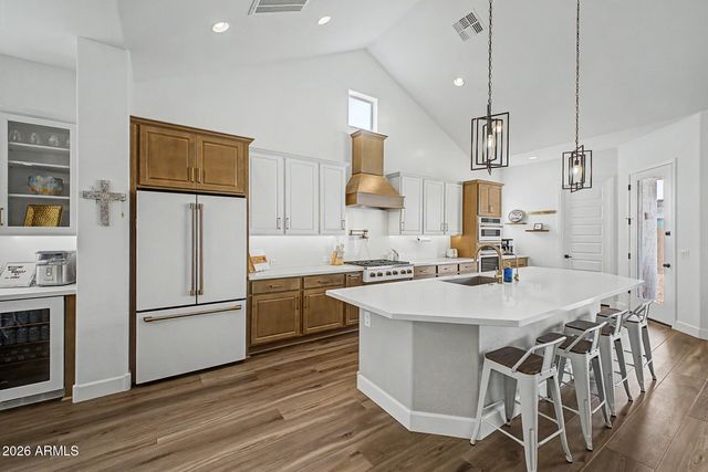 1016 W RIDGE Road, Apache Junction, AZ 85120