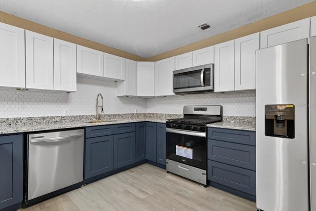 6802 LASSEN AVENUE, New Port Richey, FL 34655