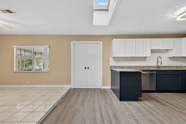 6802 LASSEN AVENUE, New Port Richey, FL 34655