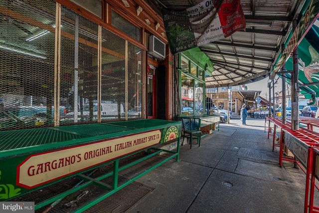 949 S 9TH ST, Philadelphia, PA 19147