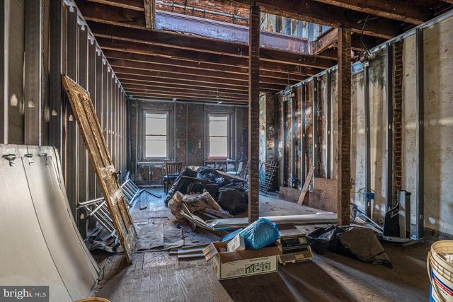 949 S 9TH ST, Philadelphia, PA 19147