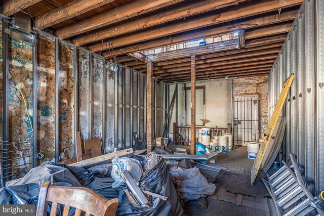 949 S 9TH ST, Philadelphia, PA 19147