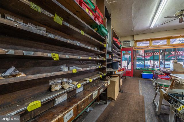 949 S 9TH ST, Philadelphia, PA 19147