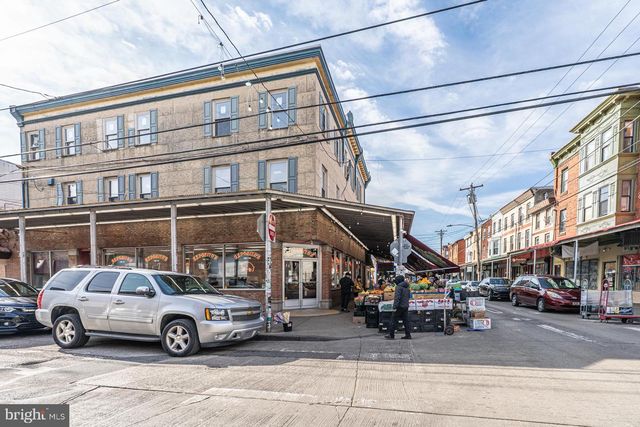 949 S 9TH ST, Philadelphia, PA 19147