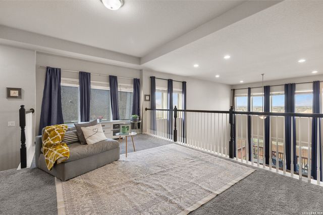 2059 Easton Dr, San Antonio, TX 78253