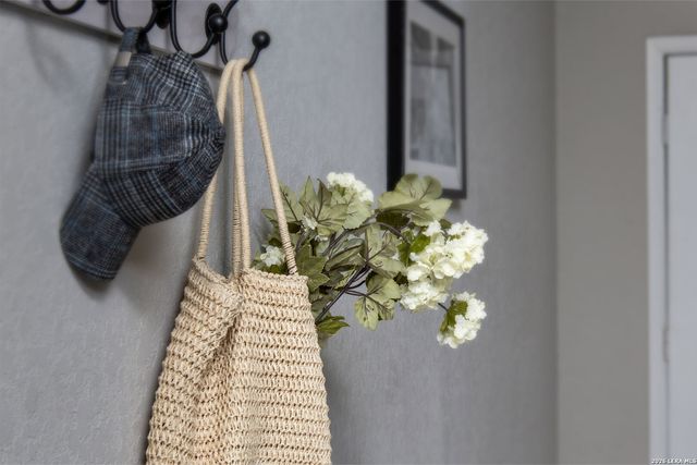 2059 Easton Dr, San Antonio, TX 78253