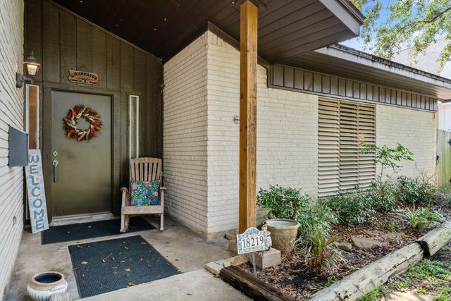 18219 Cape Bahamas Lane, Houston, TX 77058