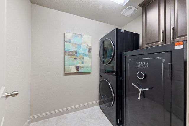 5901 Richmond Drive, North Richland Hills, TX 76180