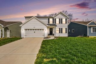375 N Tannenbaum Trail Ne, Cedar Springs City, MI 49319