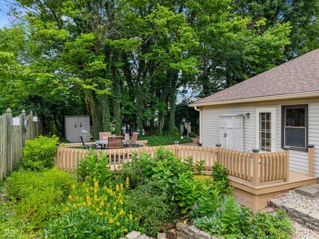 823 Jordan Drive, Greenwood, IN 46143