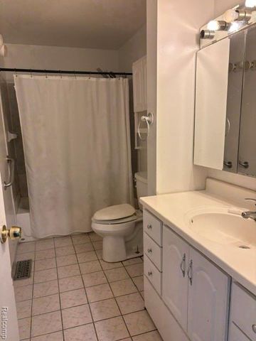 1297 Maxson Street, Flint, MI 48504