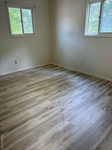 1297 Maxson Street, Flint, MI 48504