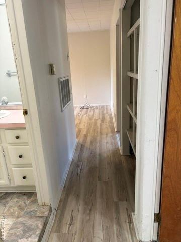 1297 Maxson Street, Flint, MI 48504