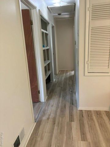 1297 Maxson Street, Flint, MI 48504