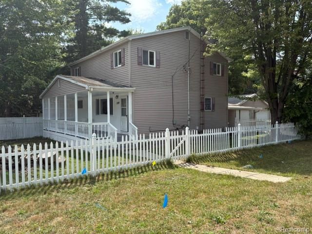 1297 Maxson Street, Flint, MI 48504