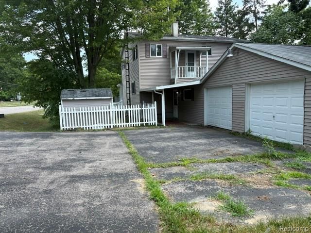 1297 Maxson Street, Flint, MI 48504