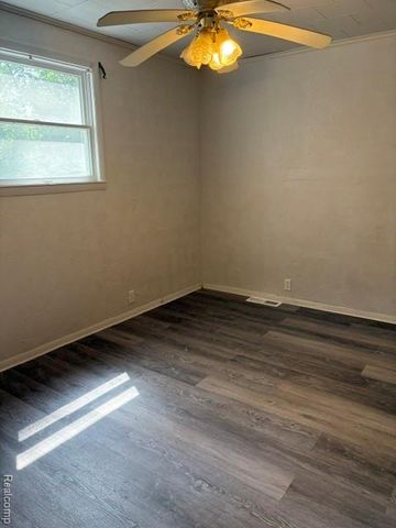 1297 Maxson Street, Flint, MI 48504