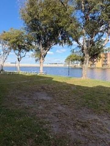 4719 NW 7th St 307-11, Miami, FL 33126