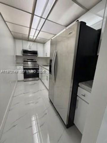 4719 NW 7th St 307-11, Miami, FL 33126