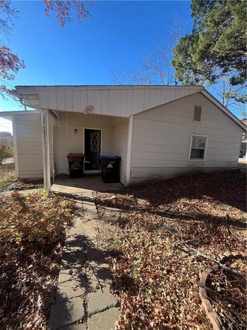 711 Shotwell Street, Warrensburg, MO 64093