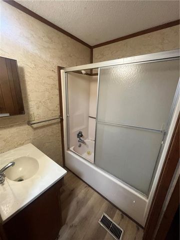 711 Shotwell Street, Warrensburg, MO 64093