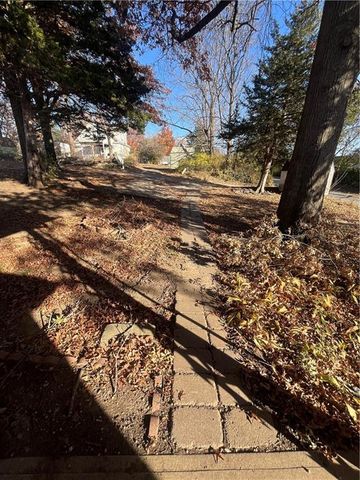 711 Shotwell Street, Warrensburg, MO 64093