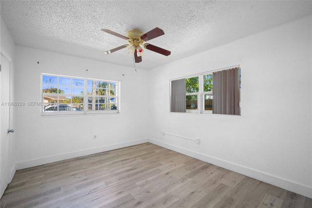 1780 NE 146th St, Miami, FL 33181