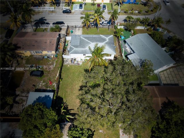 1780 NE 146th St, Miami, FL 33181