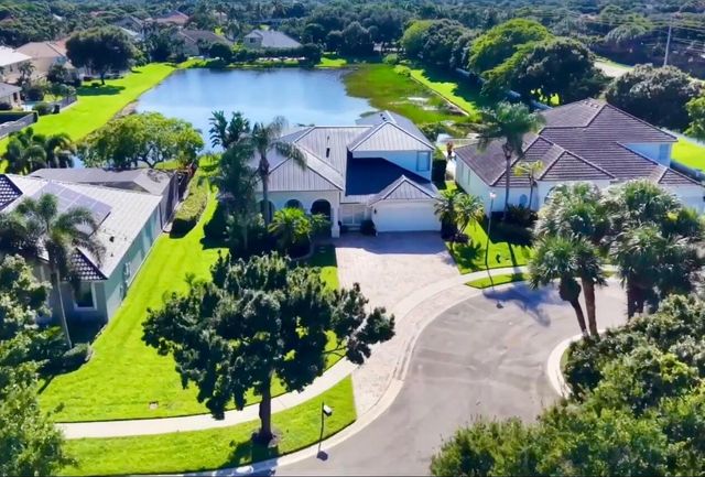 7209 Serrano Terrace, Delray Beach, FL 33446