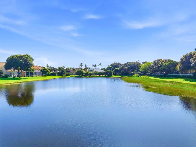 7209 Serrano Terrace, Delray Beach, FL 33446
