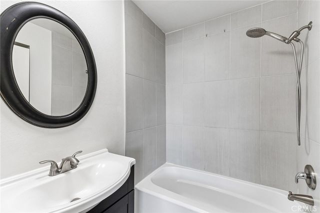 15113 Saticoy Street 25, Van Nuys, CA 91405