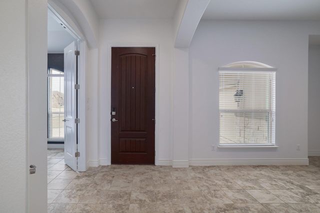 100 Kirkhill CV, Hutto, TX 78634